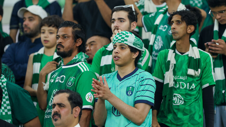 JEDDAH, SAUDI ARABIA - NOVEMBER 25: Fans of Al Ahli support they team during the Saudi Pro League match between Al-Ahli SFC and Al-Shabab at Prince Abduallh Al Faisal stadium on November 25, 2023 in Jeddah, Saudi Arabia. (Photo by Yasser Bakhsh/Getty Images)